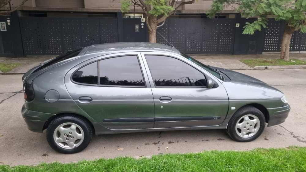 Renault Megane RXE  — foto 2